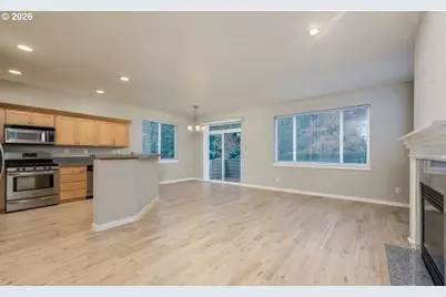 30502 SW Ruth St, Wilsonville, OR 97070 - Photo 6