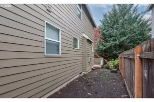 30502 SW Ruth St, Wilsonville, OR 97070 - Photo 38