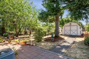 19600 S South End Rd, Oregon City, OR 97045 - Photo 34