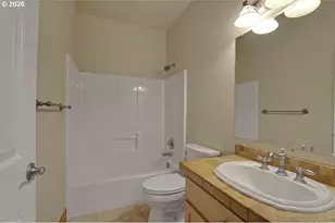 9020 SW 25th Ave, Portland, OR 97219 - Photo 16