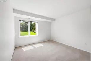 15510 NE Knott St, Portland, OR 97230 - Photo 22