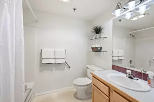 15510 NE Knott St, Portland, OR 97230 - Photo 24