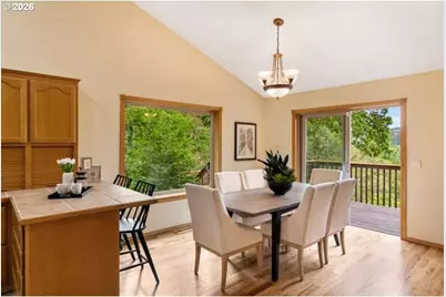 10585 Beutel Rd, Oregon City, OR 97045 - Photo 16