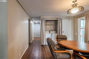 640 Village Pines Dr, Coos Bay, OR 97420 - Photo 16