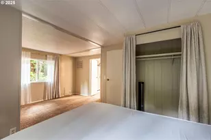 640 Village Pines Dr, Coos Bay, OR 97420 - Photo 18