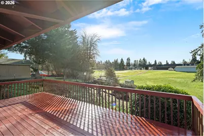 620 NW Queens Ct, Hillsboro, OR 97124 - Photo 38