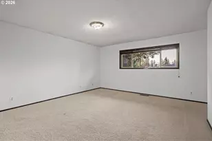 620 NW Queens Ct, Hillsboro, OR 97124 - Photo 24