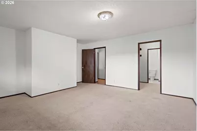 620 NW Queens Ct, Hillsboro, OR 97124 - Photo 26