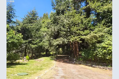28213 Hunter Creek Hts, Gold Beach, OR 97444 - Photo 6