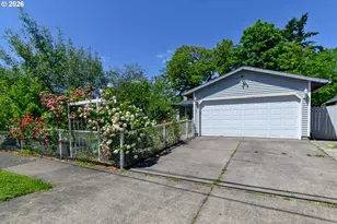 9707 SE Reedway St, Portland, OR 97266 - Photo 2