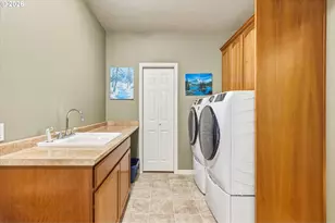 347 Ferncrest Rd, Longview, WA 98632 - Photo 14