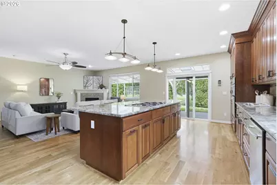 9317 SW Home St, Portland, OR 97224 - Photo 14