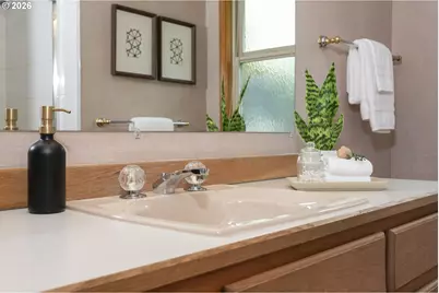 8011 SE 108th Ave, Portland, OR 97266 - Photo 18