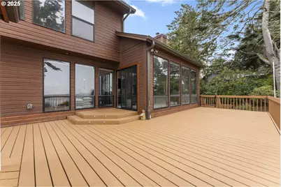 620 John Ave, Coos Bay, OR 97420 - Photo 42