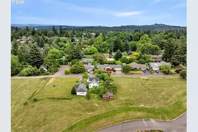 2119 SW Nevada Ct, Portland, OR 97219 - Photo 14