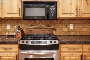 525 E 17th Cir, La Center, WA 98629 - Photo 10