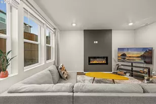 3169 SE 34th St, Gresham, OR 97080 - Photo 4