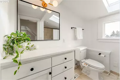 4000 NE 66th Ave, Portland, OR 97213 - Photo 6