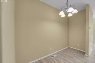 1070 SE Nazomi Ave, Hillsboro, OR 97123 - Photo 8