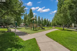 1070 SE Nazomi Ave, Hillsboro, OR 97123 - Photo 44
