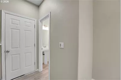 1070 SE Nazomi Ave, Hillsboro, OR 97123 - Photo 16