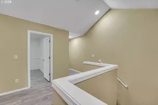 1070 SE Nazomi Ave, Hillsboro, OR 97123 - Photo 18