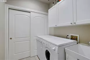 707 N Hayden Island Dr, Portland, OR 97217 - Photo 26