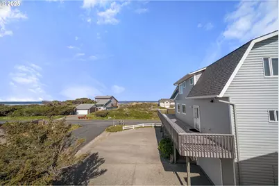 93885 Boulder Pl, Gold Beach, OR 97444 - Photo 40