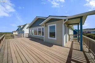 93885 Boulder Pl, Gold Beach, OR 97444 - Photo 38