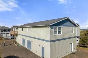 93885 Boulder Pl, Gold Beach, OR 97444 - Photo 44