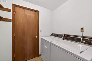 127 NW 19th St, McMinnville, OR 97128 - Photo 18