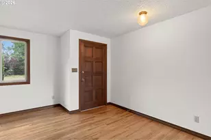 127 NW 19th St, McMinnville, OR 97128 - Photo 8