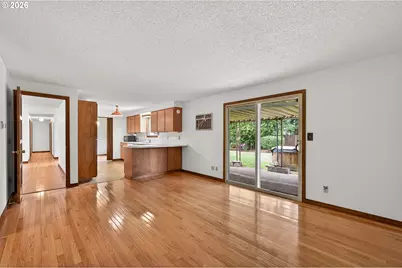 127 NW 19th St, McMinnville, OR 97128 - Photo 14