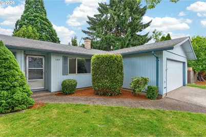 127 NW 19th St, McMinnville, OR 97128 - Photo 4