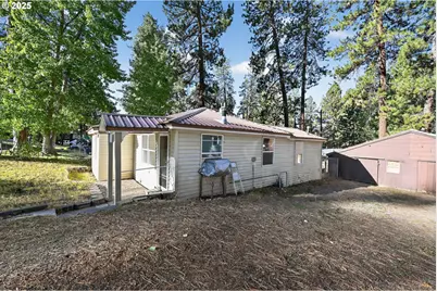 138632 Rhododendron St, Gilchrist, OR 97737 - Photo 2