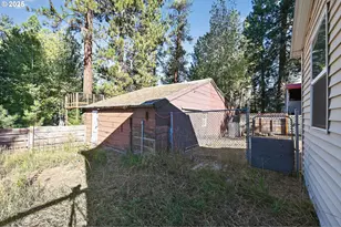 138632 Rhododendron St, Gilchrist, OR 97737 - Photo 8