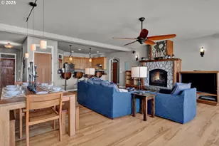 118 NW Oceania Dr, Waldport, OR 97394 - Photo 8