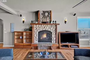 118 NW Oceania Dr, Waldport, OR 97394 - Photo 10