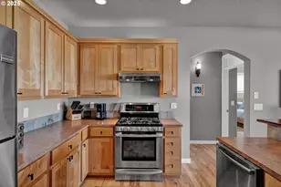 118 NW Oceania Dr, Waldport, OR 97394 - Photo 20