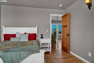 118 NW Oceania Dr, Waldport, OR 97394 - Photo 42