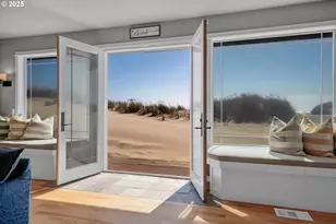 118 NW Oceania Dr, Waldport, OR 97394 - Photo 12