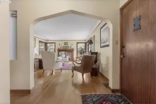5321 SW Menefee Dr, Portland, OR 97239 - Photo 6
