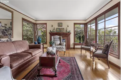 5321 SW Menefee Dr, Portland, OR 97239 - Photo 8