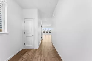 9118 S 1st St, Ridgefield, WA 98642 - Photo 2