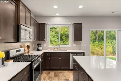 9354 N Alder St, Camas, WA 98607 - Photo 14
