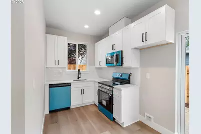 6345 SE 85th Ave, Portland, OR 97266 - Photo 38