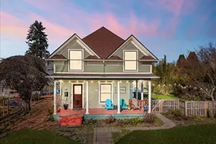 2417 15th Ave, Forest Grove, OR 97116 - Photo 1