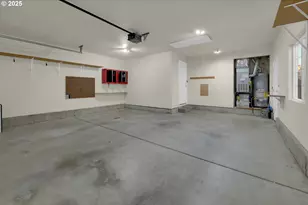 229 Mackin Ave, Eugene, OR 97404 - Photo 34