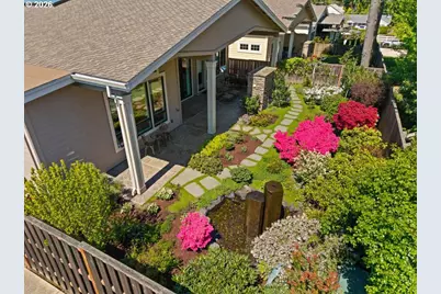 5686 SW 87th Ave, Portland, OR 97225 - Photo 30