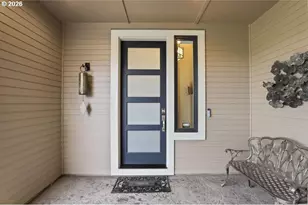 5686 SW 87th Ave, Portland, OR 97225 - Photo 2